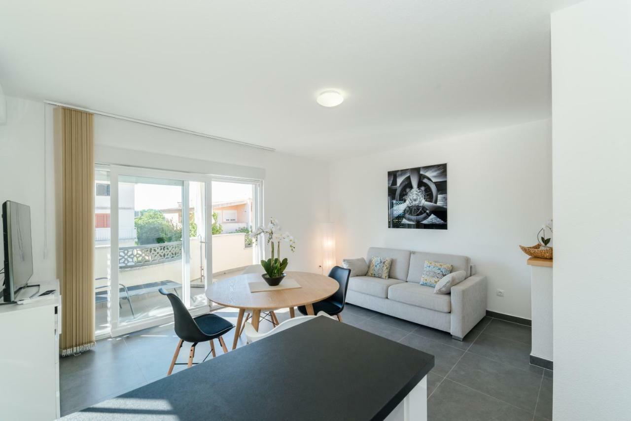 Apartments Nella Privlaka  Luaran gambar
